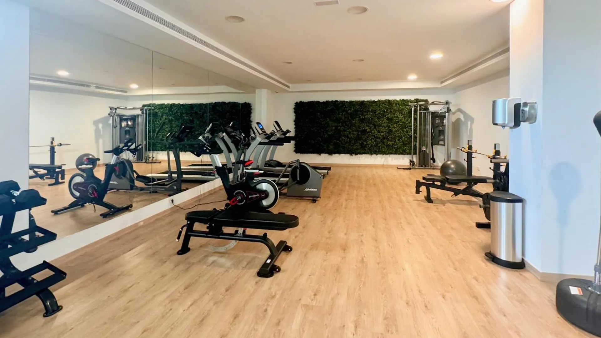 Villa Vida - Luxury Panorama Seaview Penthouse In Organic-Boho Design With Pool, Gym, Spa Marbella 0*,  İspanya