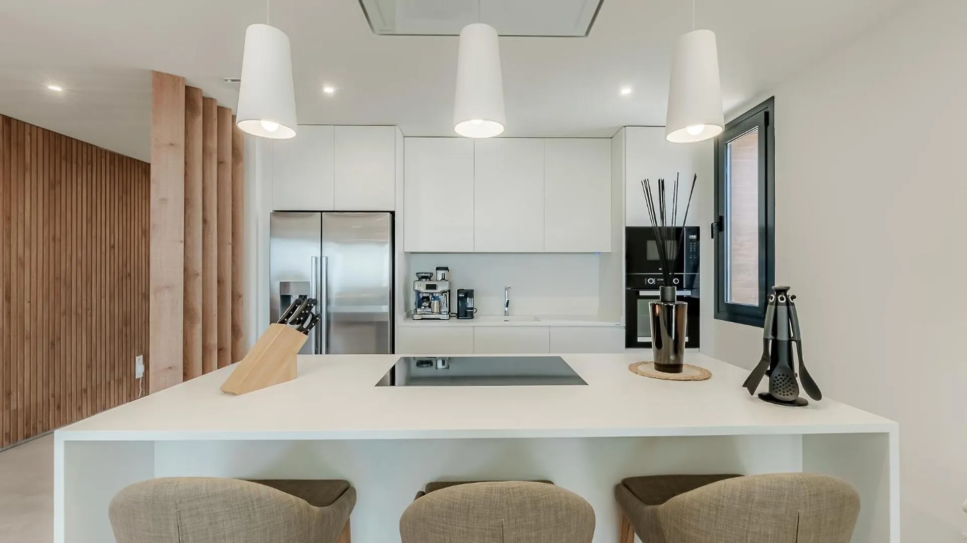 Daire Villa Vida - Luxury Panorama Seaview Penthouse In Organic-Boho Design With Pool, Gym, Spa Marbella İspanya