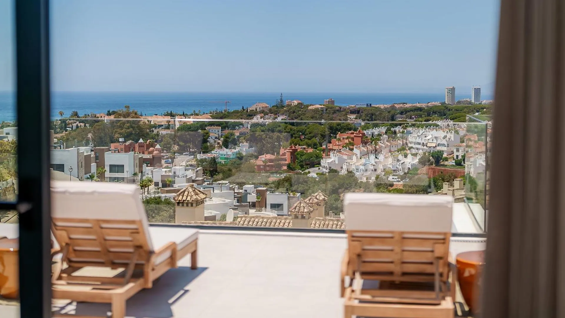 Daire Villa Vida - Luxury Panorama Seaview Penthouse In Organic-Boho Design With Pool, Gym, Spa Marbella